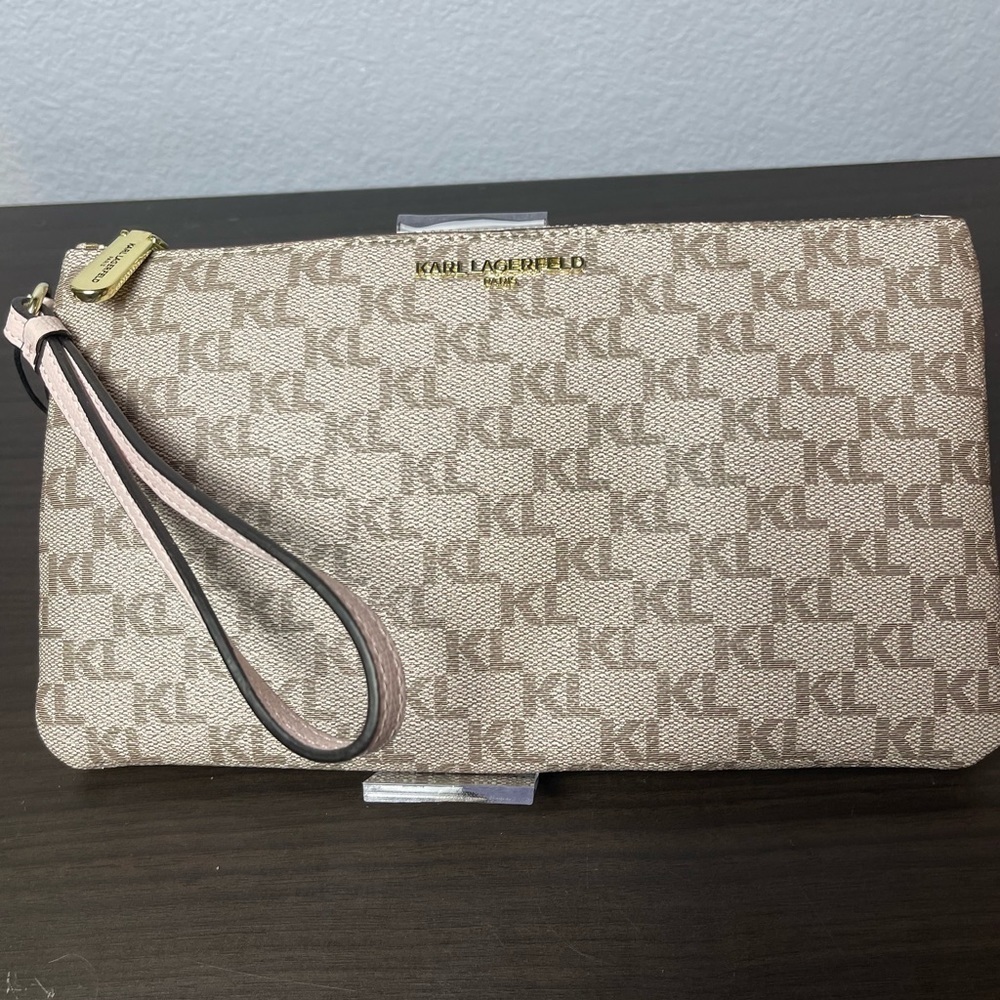 Karl Lagerfeld Wristlet Pouch NWT (LV28)